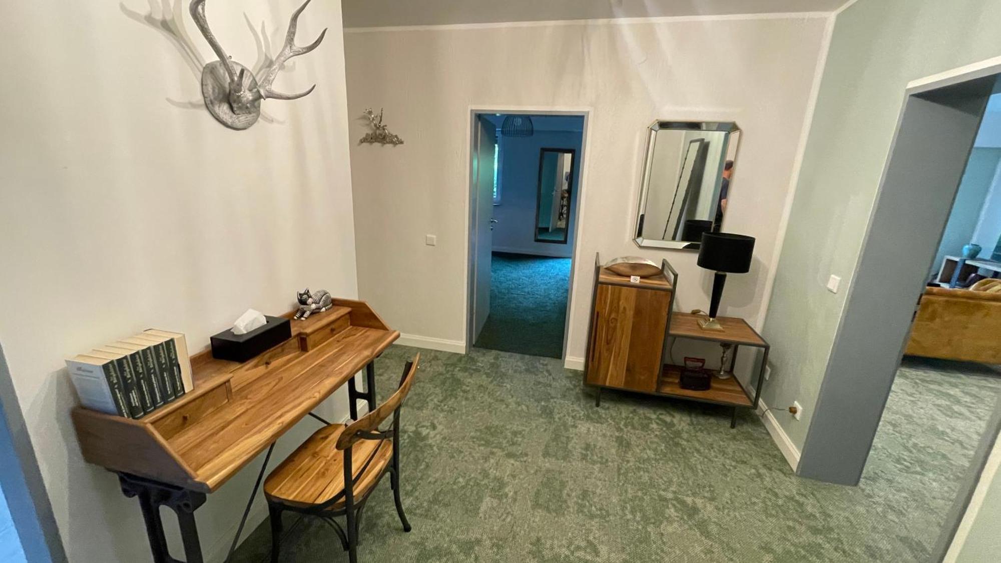 Besotel Erkrath- Schicke Fewo Oder Apartments Zentral Naehe Bahnhof Und Autobahn Im Neandertal Mit Glasfaser Wlan Und Freies Parken Экстерьер фото