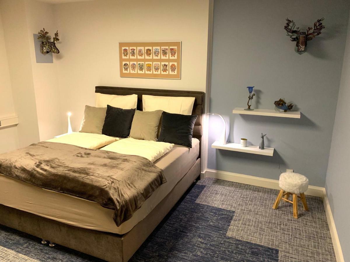 Besotel Erkrath- Schicke Fewo Oder Apartments Zentral Naehe Bahnhof Und Autobahn Im Neandertal Mit Glasfaser Wlan Und Freies Parken Экстерьер фото