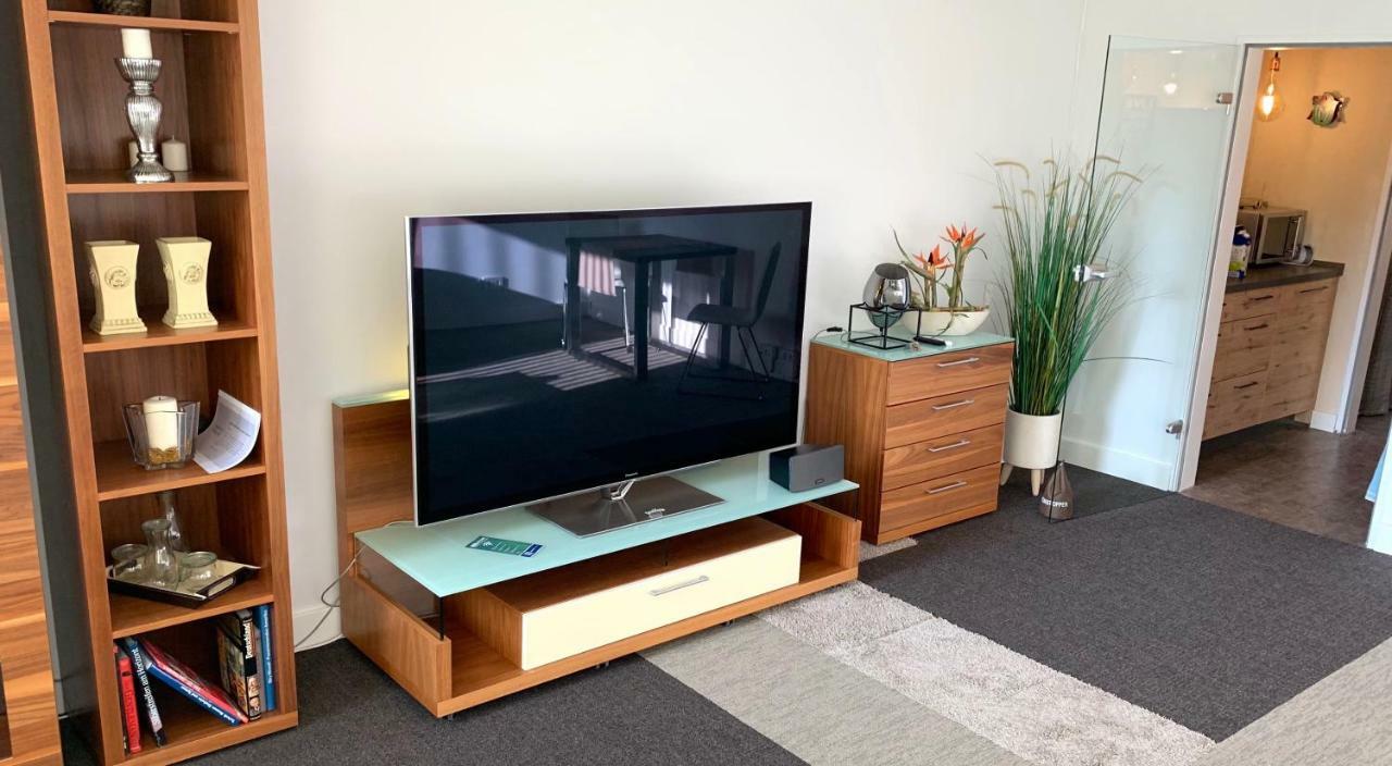 Besotel Erkrath- Schicke Fewo Oder Apartments Zentral Naehe Bahnhof Und Autobahn Im Neandertal Mit Glasfaser Wlan Und Freies Parken Экстерьер фото
